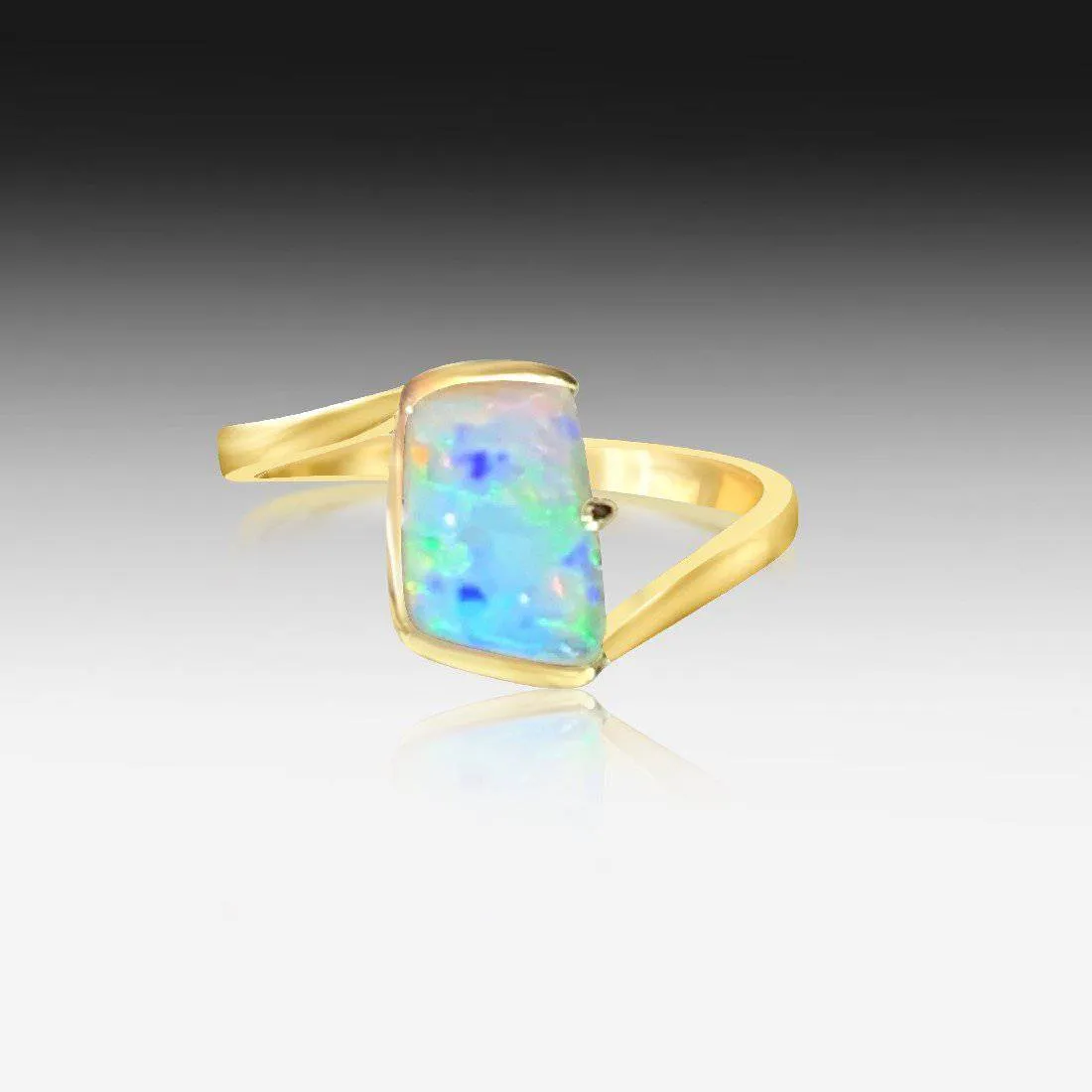 14Y Opal solitaire ring