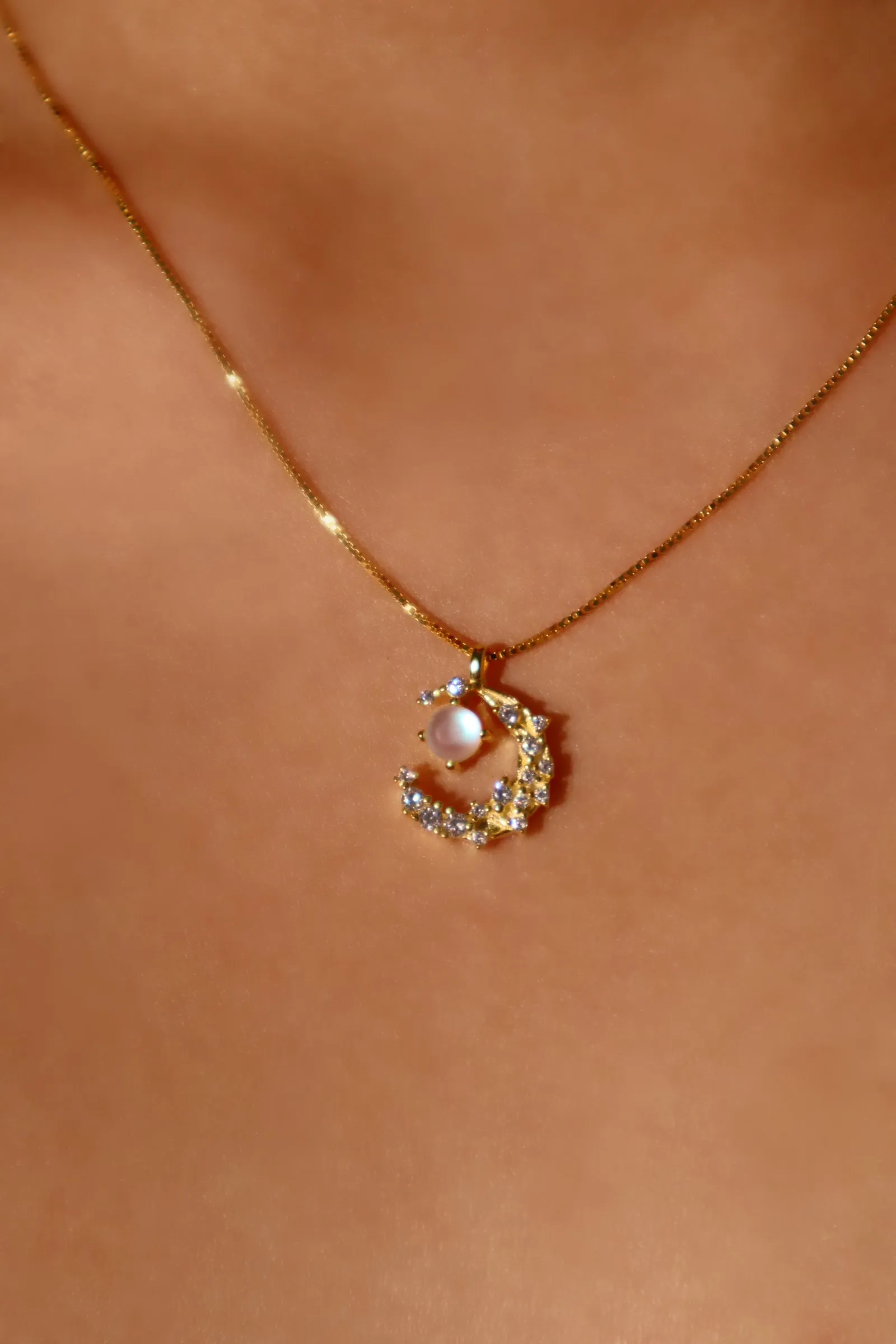 18K Gold Vermeil Moonstone Moon Necklace
