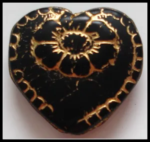 18X17IN ORNATE THICK BLACK HEART BEAD