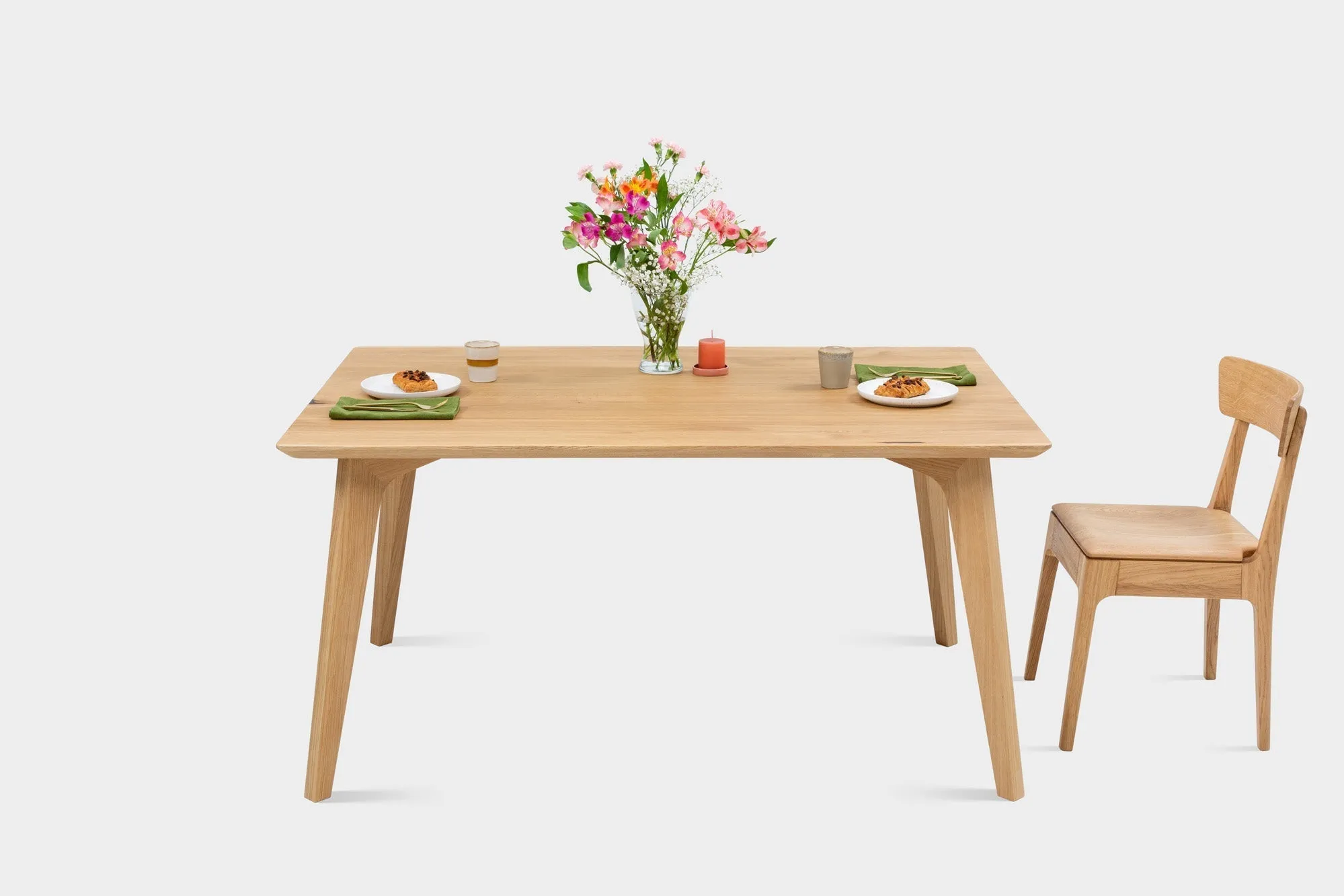AMBER S | Walnut Dining Bench