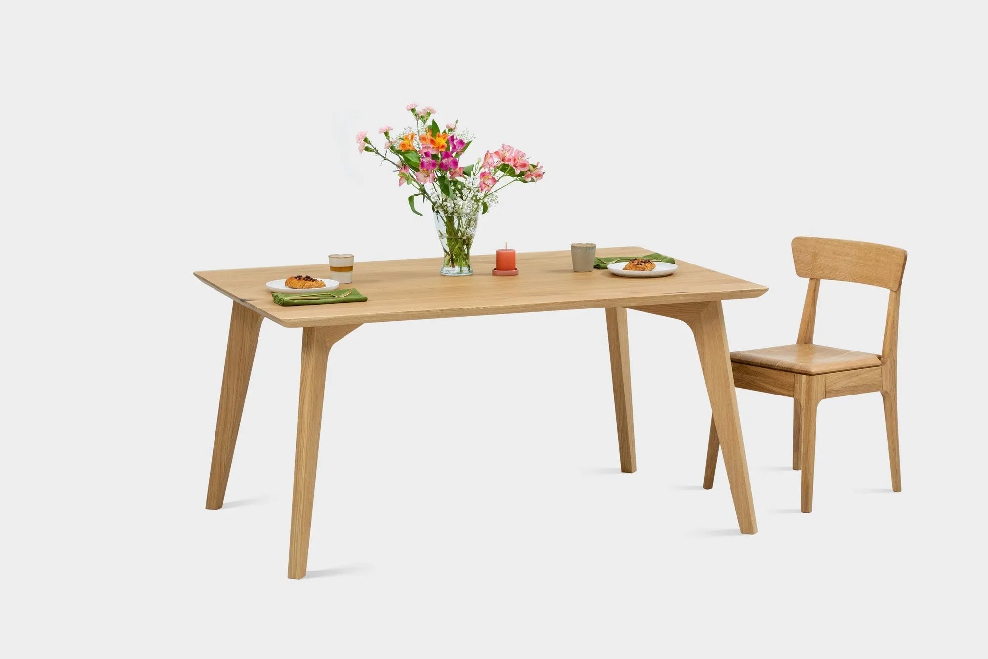 AMBER S | Walnut Dining Bench
