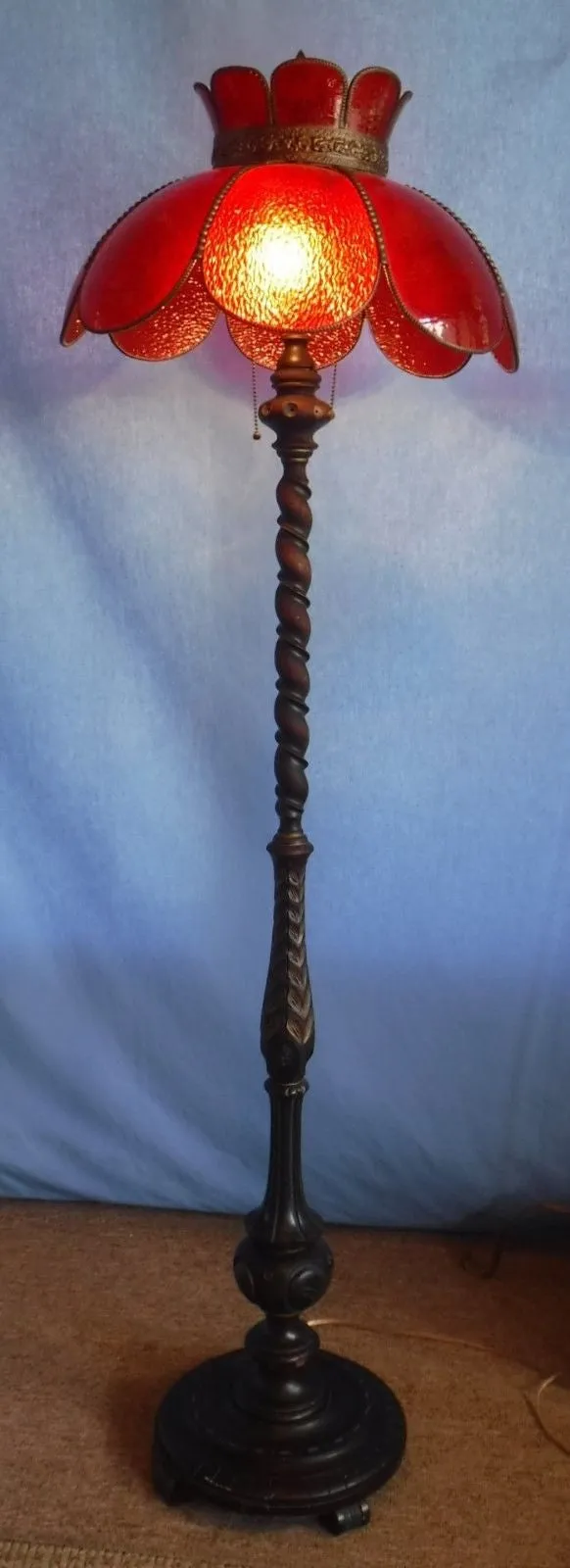 Antique Ornate Twisted Wood Floor Lamp Light w/ Ruby Red Glass Shade