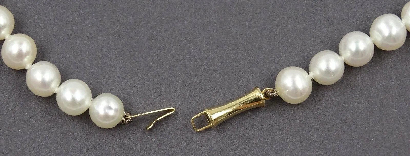 Freshwater Pearl Necklace with 14ct Yellow Gold Clasp