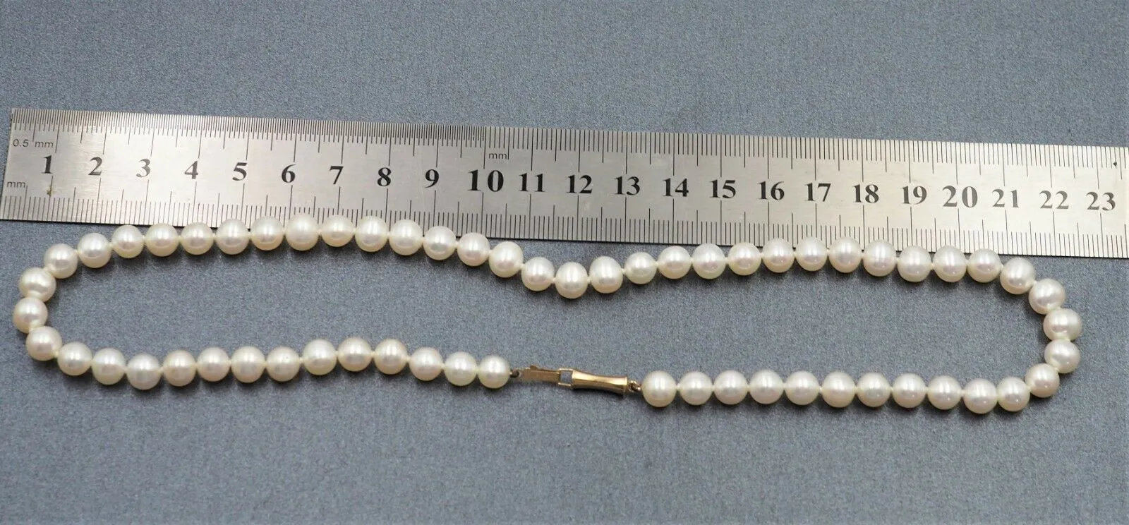 Freshwater Pearl Necklace with 14ct Yellow Gold Clasp