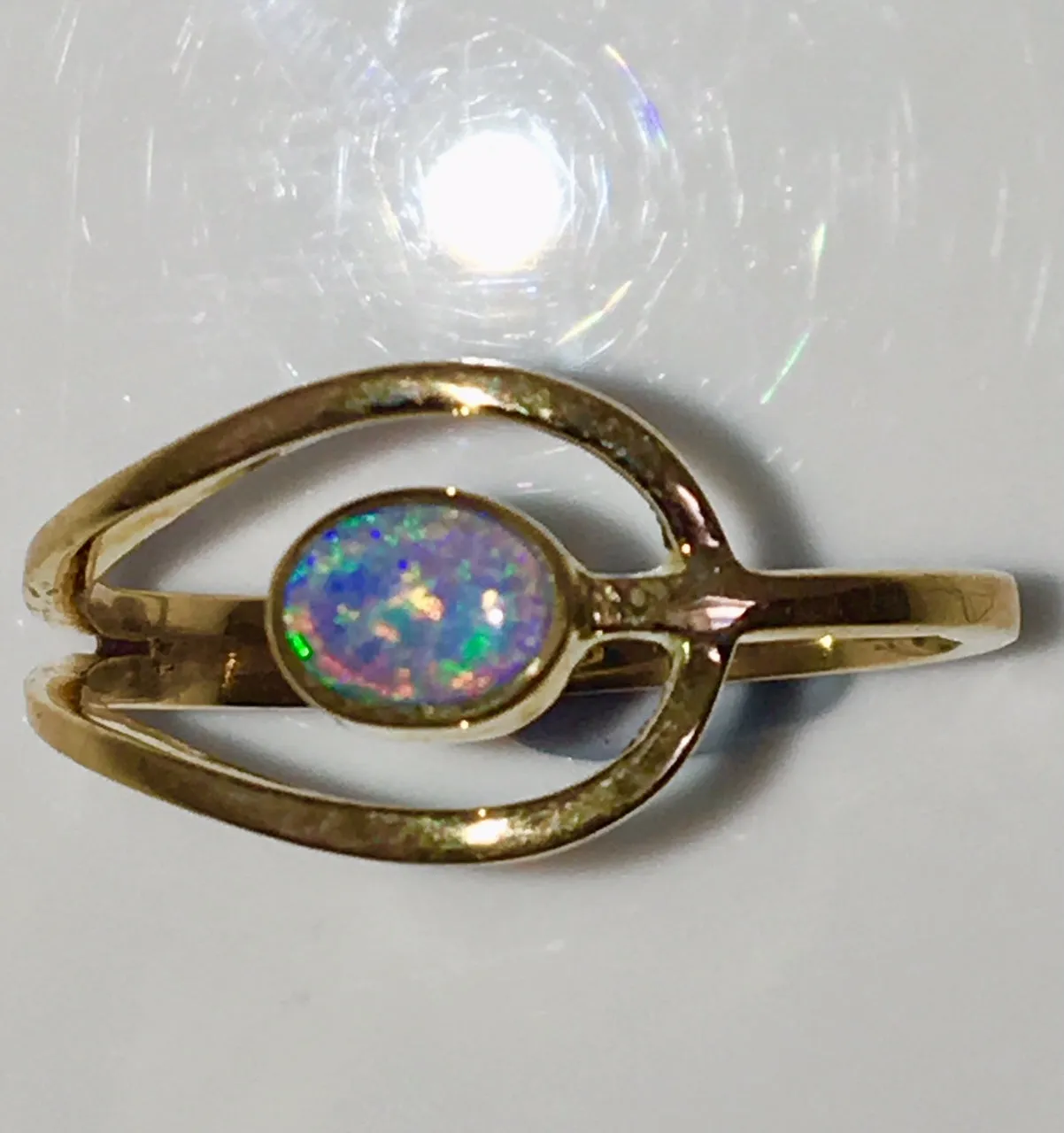 Green Violet solid  boulder opal from Quilpie , 10K Ring