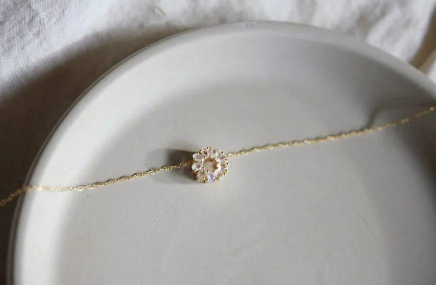 Little Gold Aglow Necklace