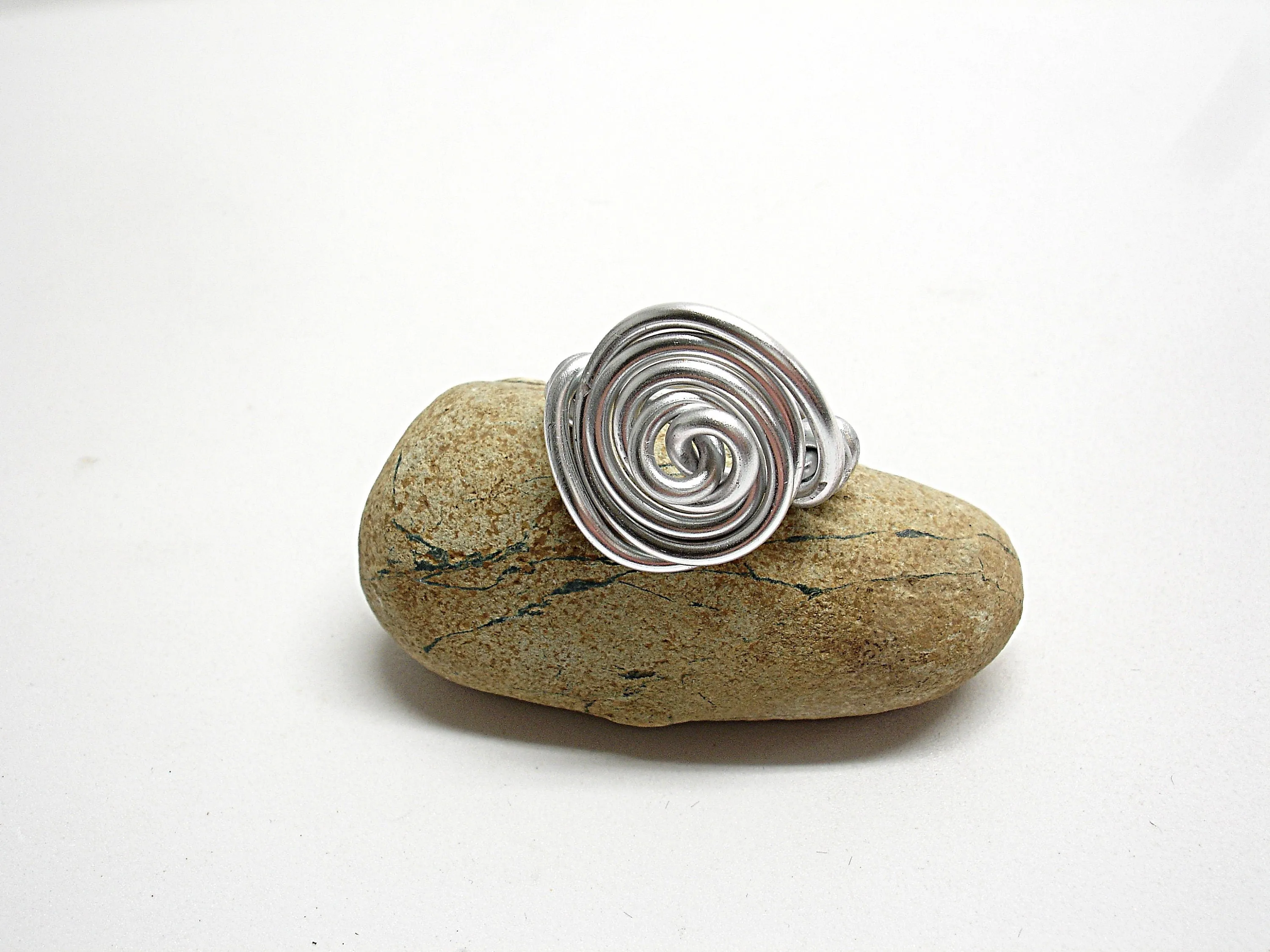 Made to order. Aluminium chunky ring for women. Wire wrapped statement ring. Aluminum contemporary jewelry. Spiral ring