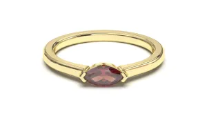 Ring with Single Center Piece Marquise Garnet | Classic Sonder II