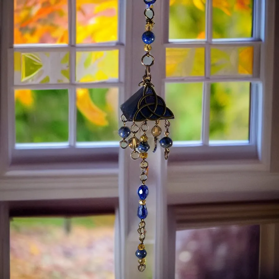 Sun catcher - Triquetra