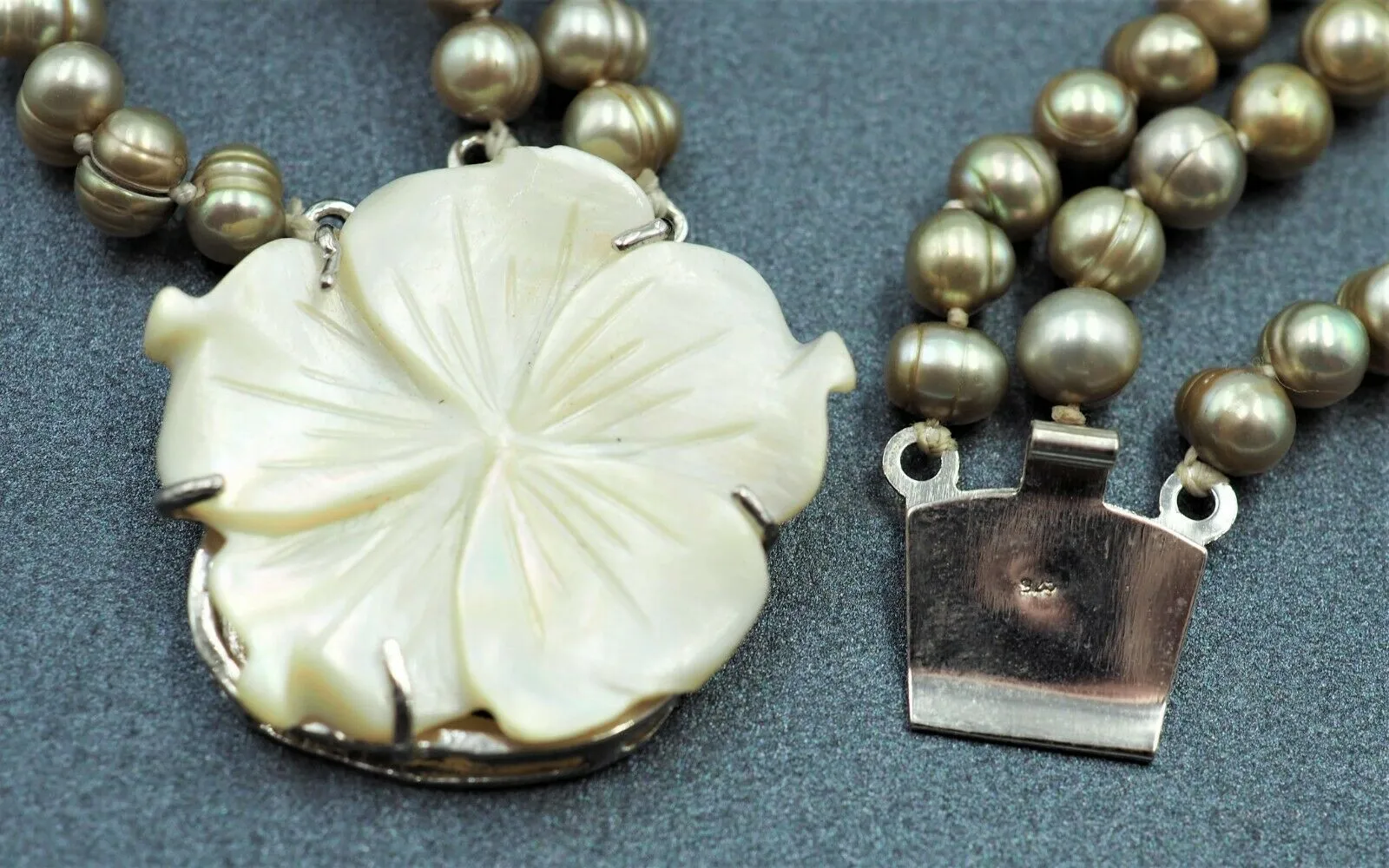 Womens Necklace Mother of Pearl & Freshwater Pearls Dyed 925 Sterling Silver