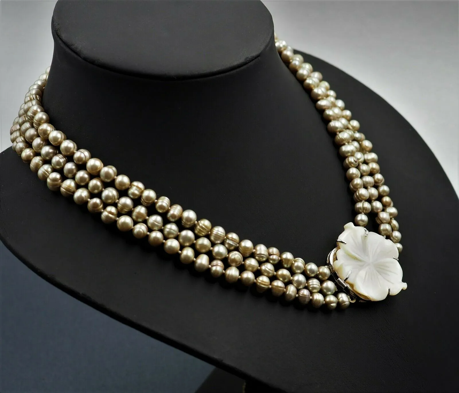 Womens Necklace Mother of Pearl & Freshwater Pearls Dyed 925 Sterling Silver